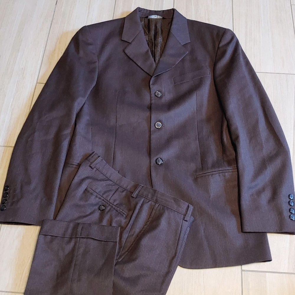 Dolce & Gabbana Brown Suit 40 R